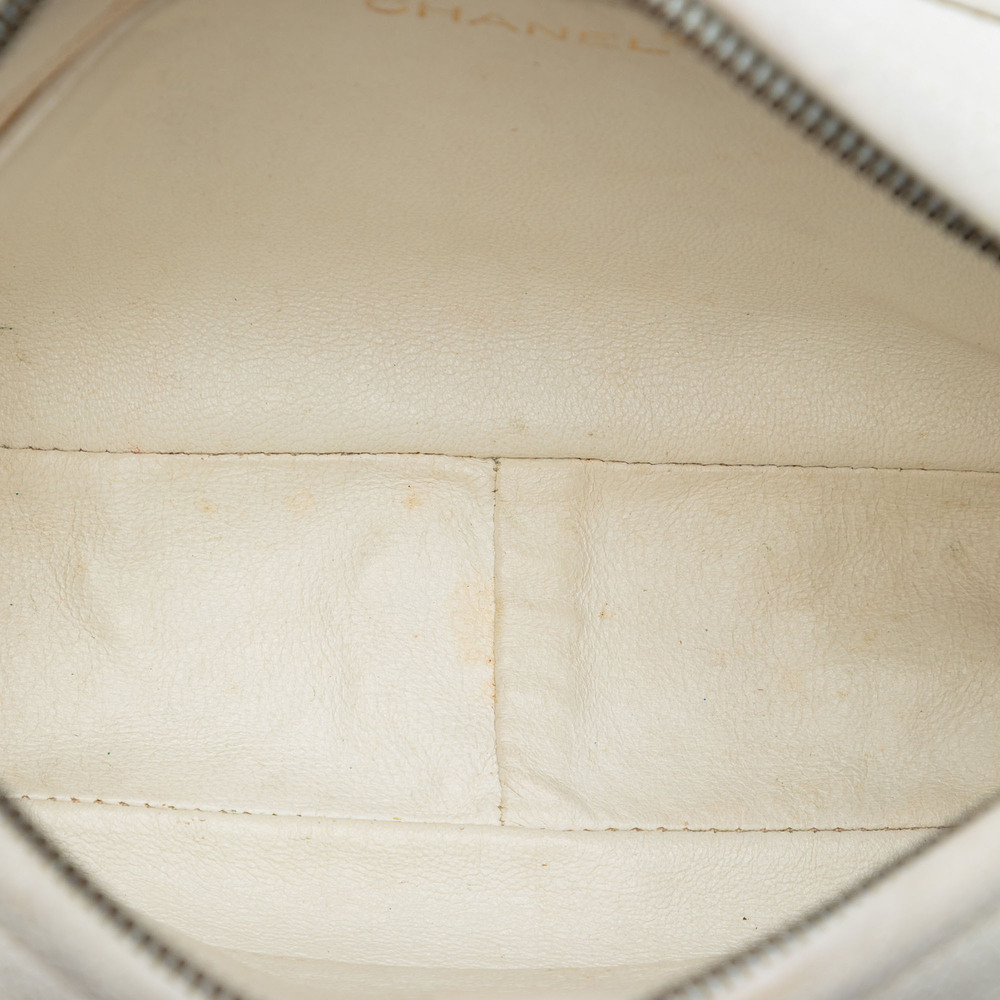 Pre-Loved Chanel CC Quilted Caviar Camera Bag - Picture 4 of 7